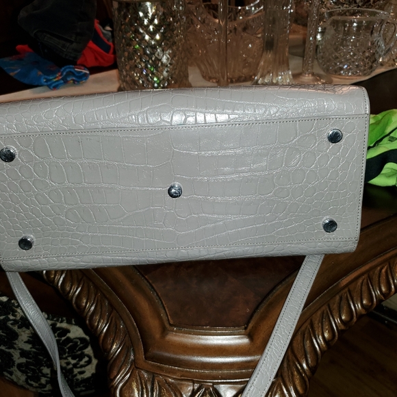 SOLD Yves Saint Laurent Baby Sac de jour croc embossed bag - Picture 8 of 15